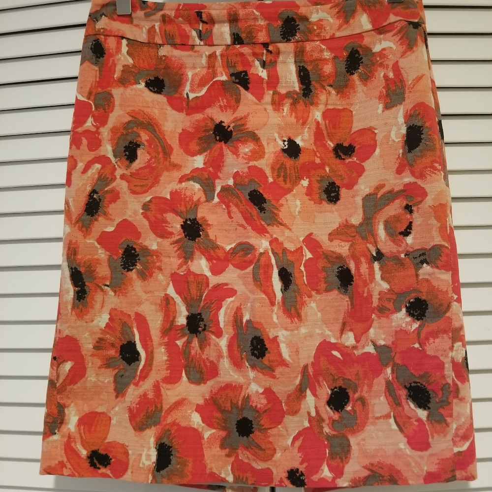 Ann Taylor Patterned pencil skirt